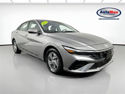 Used 2024 Hyundai Elantra SE