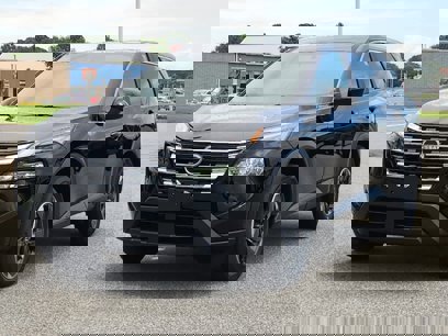 New 2025 Nissan Rogue SV