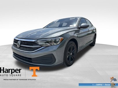 Used 2024 Volkswagen Jetta SE w/ Panoramic Sunroof Package