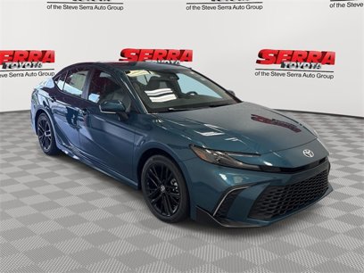 New 2025 Toyota Camry SE w/ Multimedia Upgrade Package