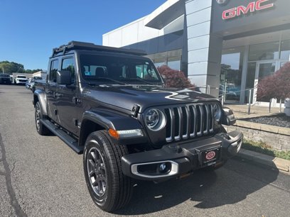 Used 2021 Jeep Gladiator Overland w/ Popular Equipment Package