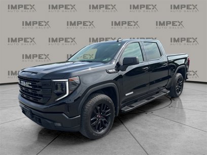 Used 2022 GMC Sierra 1500 Elevation w/ LPO, Elevation Black Package