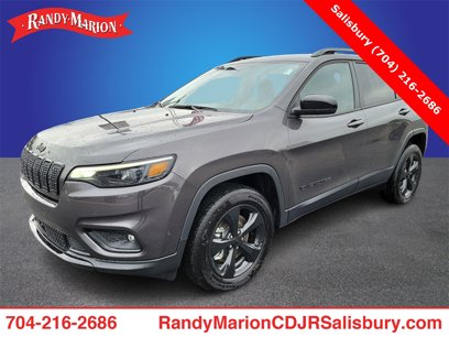 Used 2023 Jeep Cherokee Altitude Lux