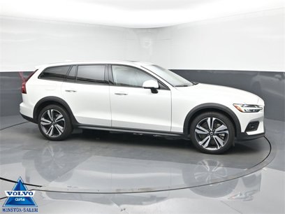 Used 2024 Volvo V60 B5 Cross Country Plus