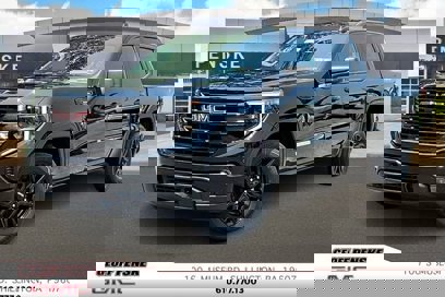 New 2025 GMC Sierra 1500 Elevation
