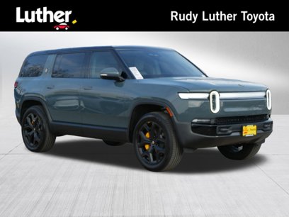 Used 2025 Rivian R1S Premium