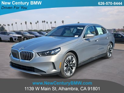 New 2025 BMW 530i w/ Premium Package