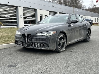 New 2025 Alfa Romeo Giulia Sprint w/ Driving Assist Package