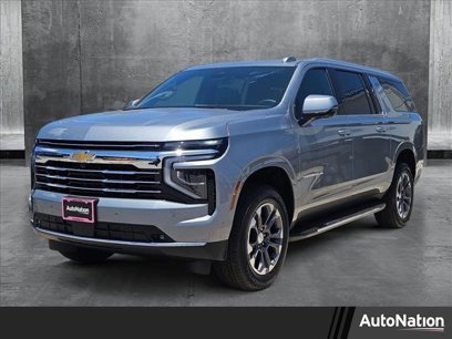 New 2025 Chevrolet Suburban LT w/ Comfort Package