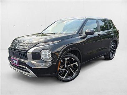 Used 2023 Mitsubishi Outlander SE
