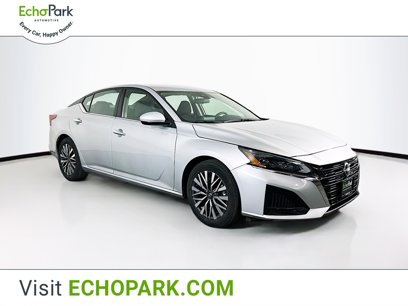 Used 2023 Nissan Altima 2.5 SV