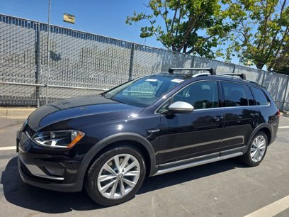 Used 2017 Volkswagen Golf Alltrack S