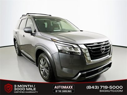 Used 2022 Nissan Pathfinder SV