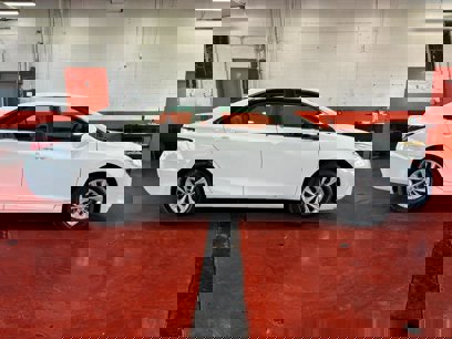 Used 2016 Toyota Camry LE