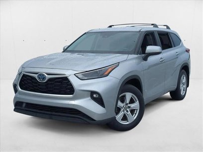 Used 2023 Toyota Highlander LE