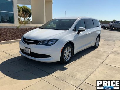 Used 2017 Chrysler Pacifica LX