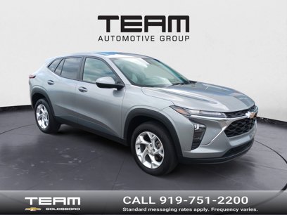 Used 2024 Chevrolet Trax LS w/ LS Convenience Package