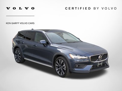 Certified 2023 Volvo V60 B5 Cross Country Ultimate
