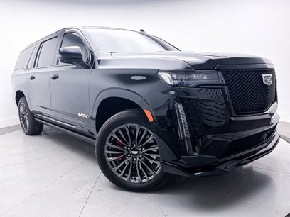 Used 2023 Cadillac Escalade ESV V