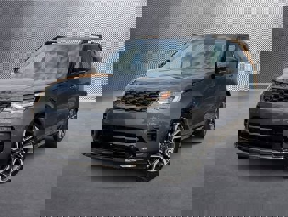 Certified 2024 Land Rover Discovery Dynamic SE