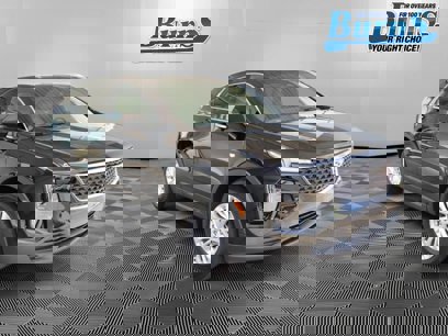 New 2024 Cadillac XT4 Luxury w/ Cold Weather Package