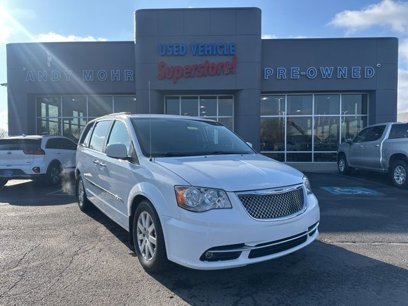 Used 2015 Chrysler Town & Country Touring w/ Mopar Premium Addition Group