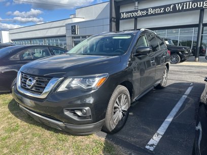 Used 2018 Nissan Pathfinder SL