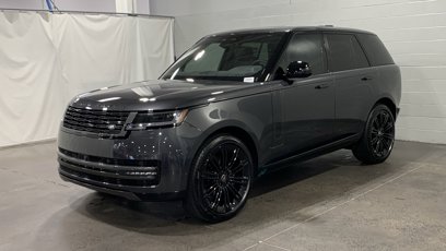 New 2025 Land Rover Range Rover SE
