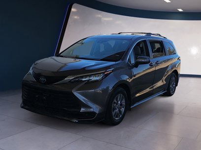 Used 2022 Toyota Sienna LE