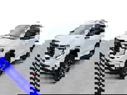 Used 2025 GMC Acadia AT4
