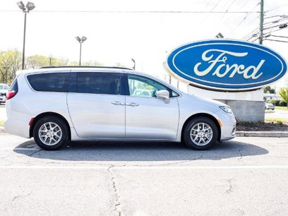 Used 2022 Chrysler Pacifica Touring-L