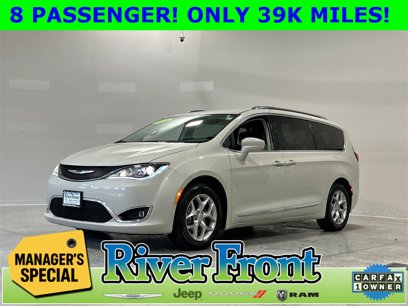 Certified 2019 Chrysler Pacifica Touring-L w/ Tire & Wheel Group
