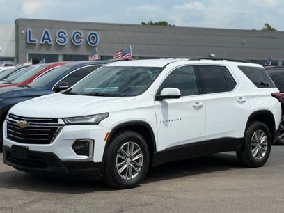 Used 2023 Chevrolet Traverse LT w/ Rear Camera Mirror Package