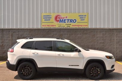 Used 2023 Jeep Cherokee Altitude Lux