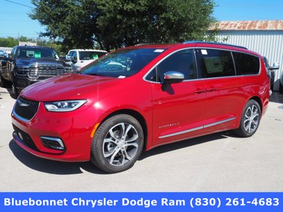 New 2026 Chrysler Pacifica Pinnacle