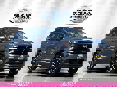 New 2025 Nissan Kicks SV