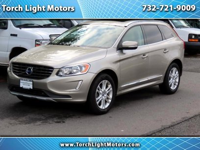 Used 2016 Volvo XC60 T5 Premier w/ Climate Package