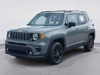 Used 2022 Jeep Renegade Latitude w/ Sun/Sound Group