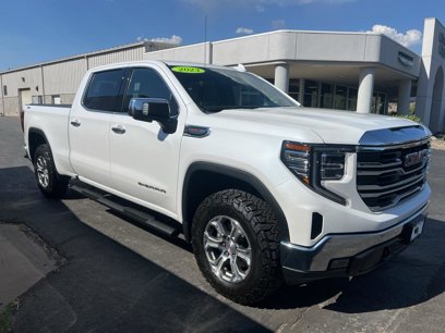 Used 2023 GMC Sierra 1500 SLT w/ SLT Convenience Package