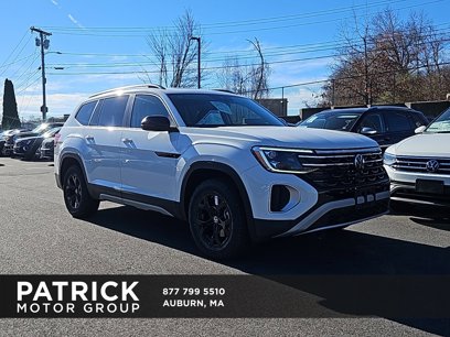 New 2025 Volkswagen Atlas Peak Edition SE