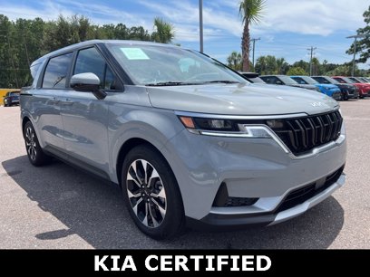 Certified 2024 Kia Carnival EX