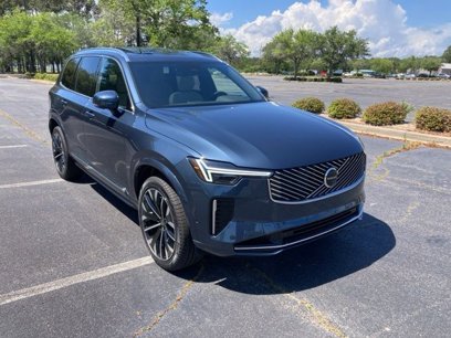 New 2025 Volvo XC90 T8 Plus w/ Protection Package Premier