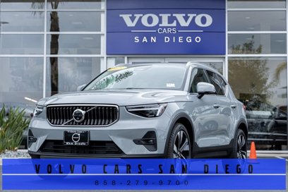 New 2025 Volvo XC40 B5 Ultra