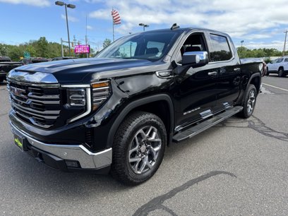New 2025 GMC Sierra 1500 SLT w/ SLT Premium Plus Package