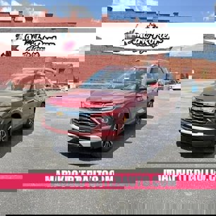 New 2025 Chevrolet TrailBlazer LT w/ Convenience Package
