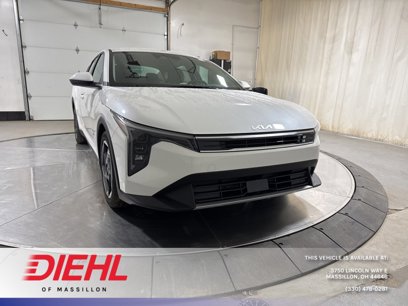 New 2025 Kia K4 EX