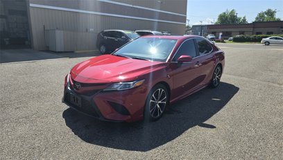 Used 2020 Toyota Camry SE