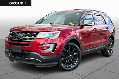 Used 2017 Ford Explorer XLT w/ Equipment Group 202A