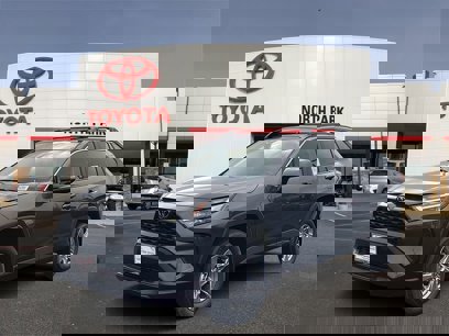 New 2025 Toyota RAV4 XLE