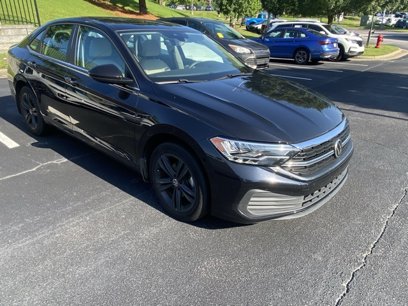 Used 2022 Volkswagen Jetta SE